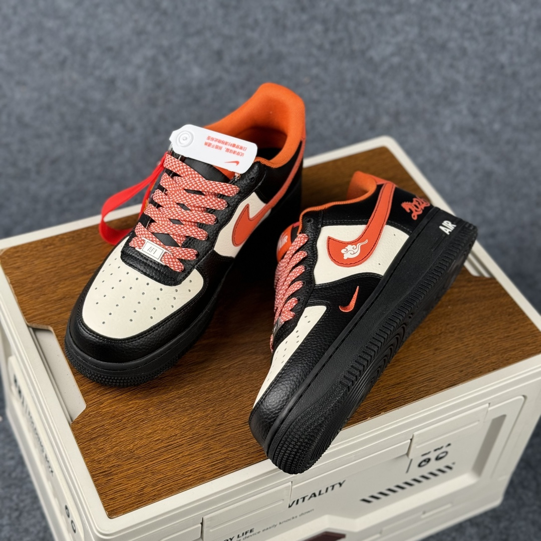 260 Nike Air Force 1'07 Low 马年限定 黑橙 空军一号低帮休闲板鞋 XD0028-018