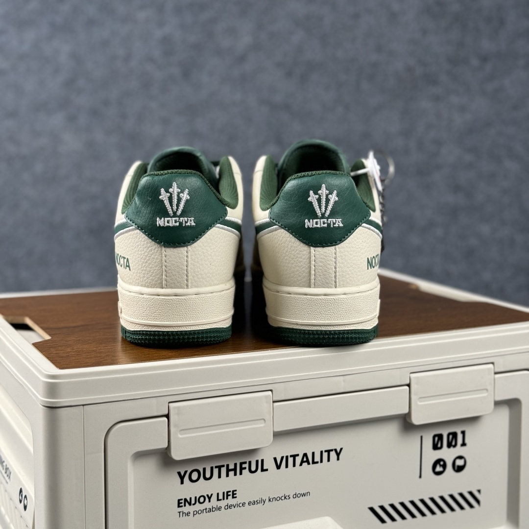 260 Nike Air Force 1'07 Low NOCTA联名 空军一号低帮休闲板鞋 XL1979-140-Chinese UA Cheap High Quatity Brand Clothes Bags handbags Sneakers wholesale wholesaler seller from China Factory suppliers Fashion Clothing Shoes best Quality Beautiful Price 260 Nike Air Force 1'07 Low NOCTA联名 空军一号低帮休闲板鞋 XL1979-140