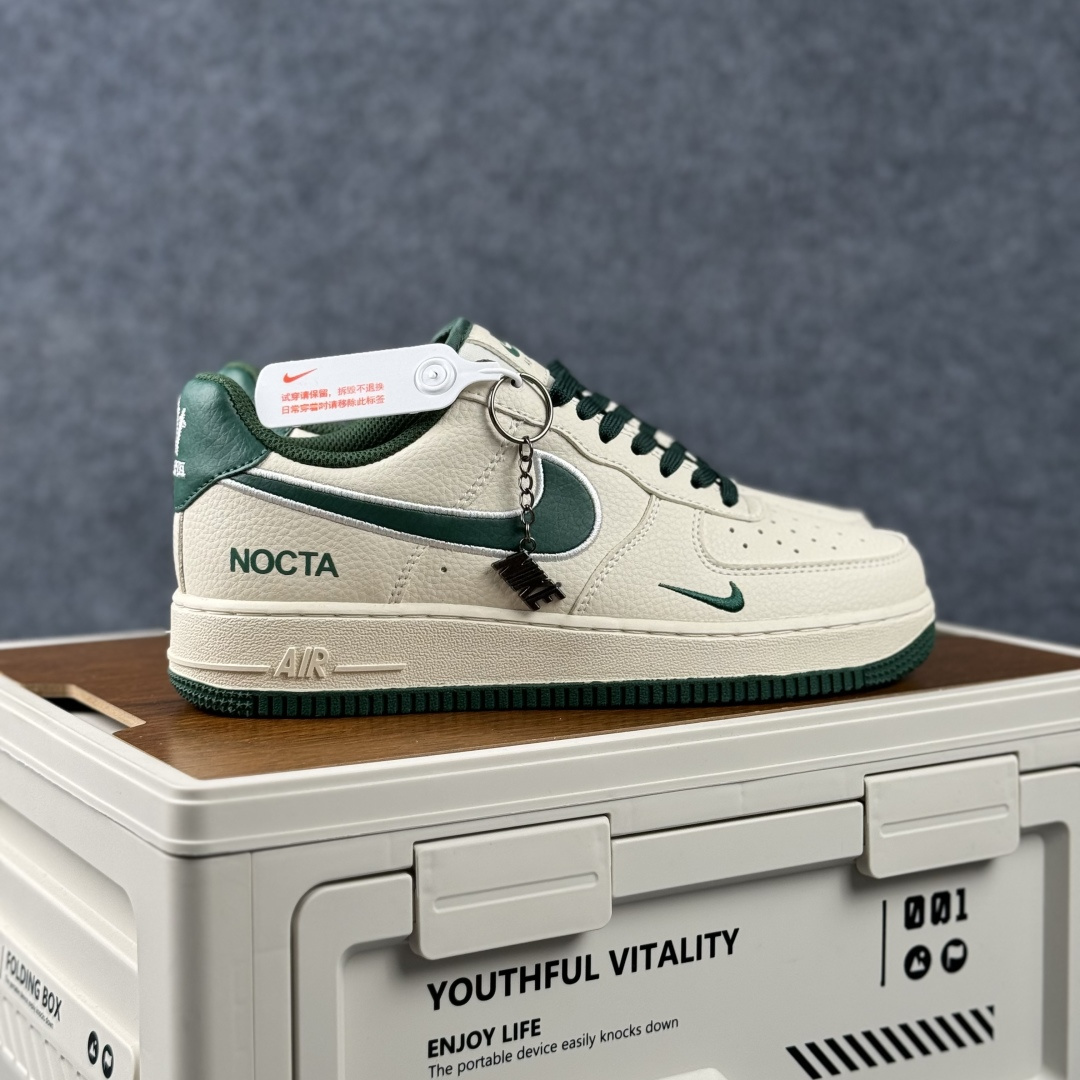 260 Nike Air Force 1'07 Low NOCTA联名 空军一号低帮休闲板鞋 XL1979-140-Chinese UA Cheap High Quatity Brand Clothes Bags handbags Sneakers wholesale wholesaler seller from China Factory suppliers Fashion Clothing Shoes best Quality Beautiful Price 260 Nike Air Force 1'07 Low NOCTA联名 空军一号低帮休闲板鞋 XL1979-140