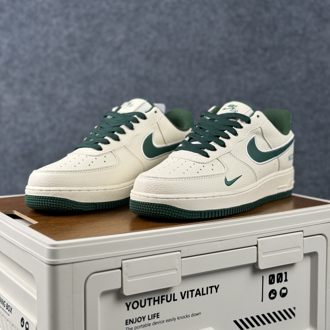 260 Nike Air Force 1'07 Low NOCTA联名 空军一号低帮休闲板鞋 XL1979-140-Chinese UA Cheap High Quatity Brand Clothes Bags handbags Sneakers wholesale wholesaler seller from China Factory suppliers Fashion Clothing Shoes best Quality Beautiful Price 260 Nike Air Force 1'07 Low NOCTA联名 空军一号低帮休闲板鞋 XL1979-140