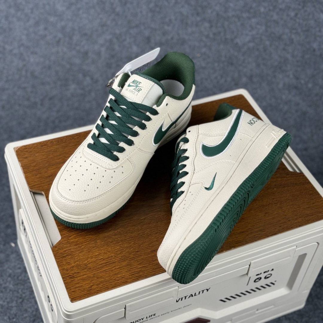 260 Nike Air Force 1'07 Low NOCTA联名 空军一号低帮休闲板鞋 XL1979-140-Chinese UA Cheap High Quatity Brand Clothes Bags handbags Sneakers wholesale wholesaler seller from China Factory suppliers Fashion Clothing Shoes best Quality Beautiful Price 260 Nike Air Force 1'07 Low NOCTA联名 空军一号低帮休闲板鞋 XL1979-140