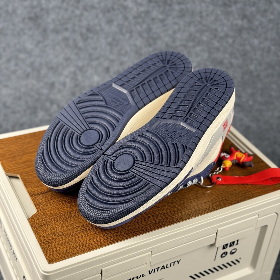 280 Air Jordan 1 Low AJ1 乔1 马年限定 2026 高端定制 低帮倒钩复古篮球鞋 ZH2598-904