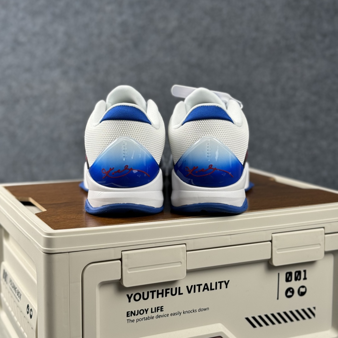 马年限定 Kobe 5 Protro 以传奇之名 驭风而行 当曼巴精神邂逅甲辰马年的飒爽锋芒 CD4991-871