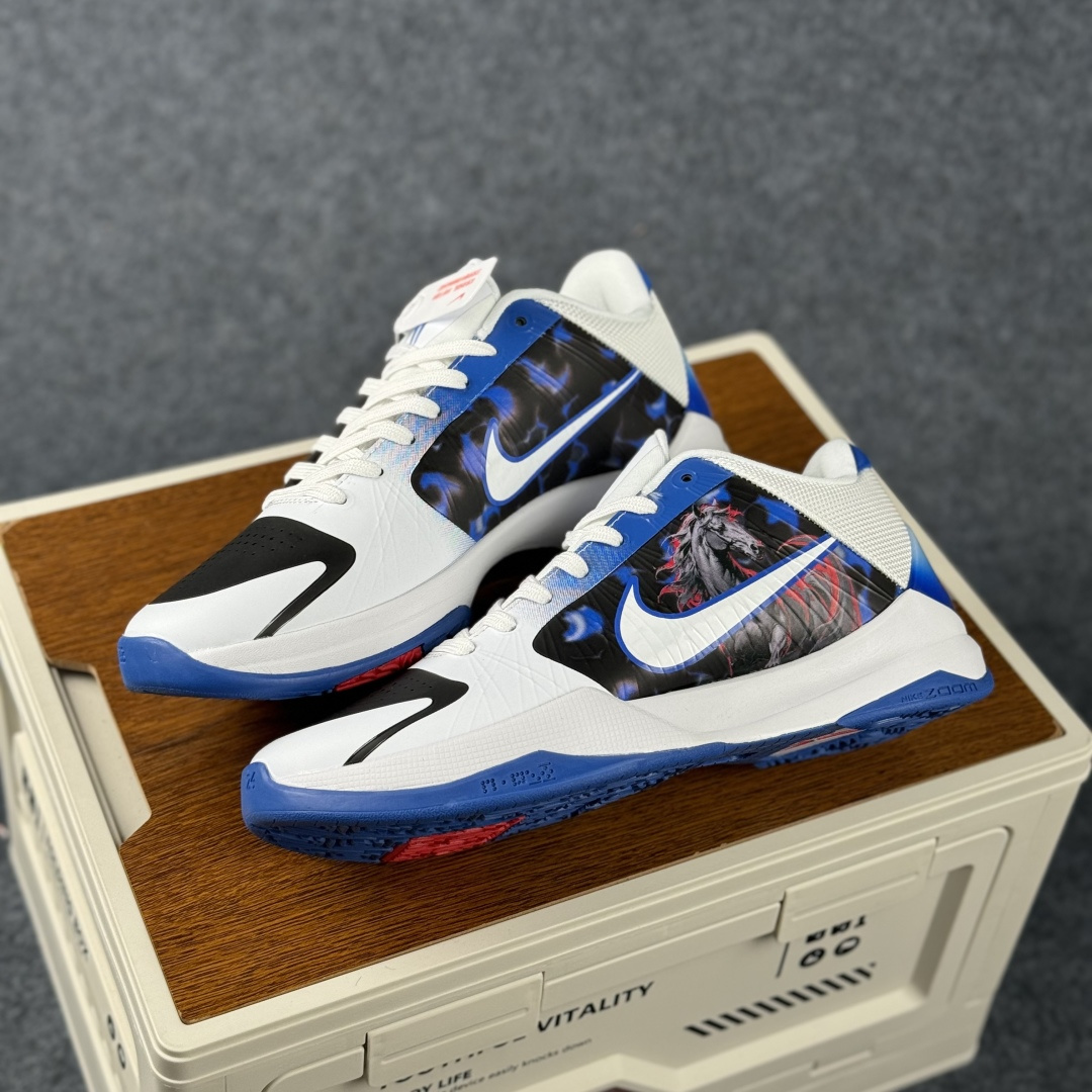 马年限定 Kobe 5 Protro 以传奇之名 驭风而行 当曼巴精神邂逅甲辰马年的飒爽锋芒 CD4991-871