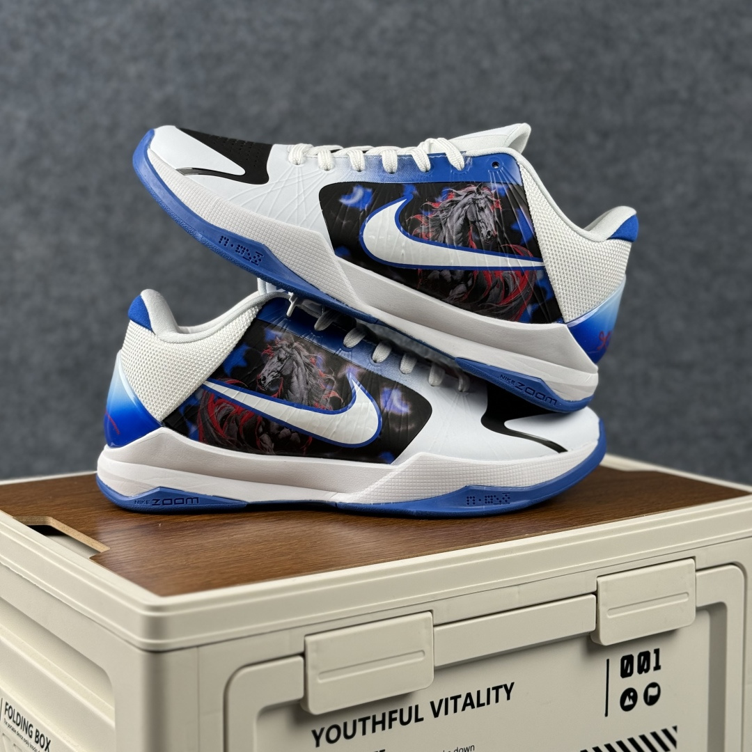 马年限定 Kobe 5 Protro 以传奇之名 驭风而行 当曼巴精神邂逅甲辰马年的飒爽锋芒 CD4991-871