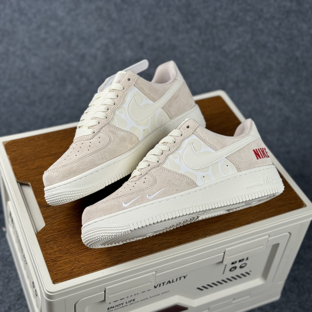 260 Nike Air Force 1'07 Low NK联名 空军一号低帮休闲板鞋 SY1388-034-Chinese UA Cheap High Quatity Brand Clothes Bags handbags Sneakers wholesale wholesaler seller from China Factory suppliers Fashion Clothing Shoes best Quality Beautiful Price 260 Nike Air Force 1'07 Low NK联名 空军一号低帮休闲板鞋 SY1388-034