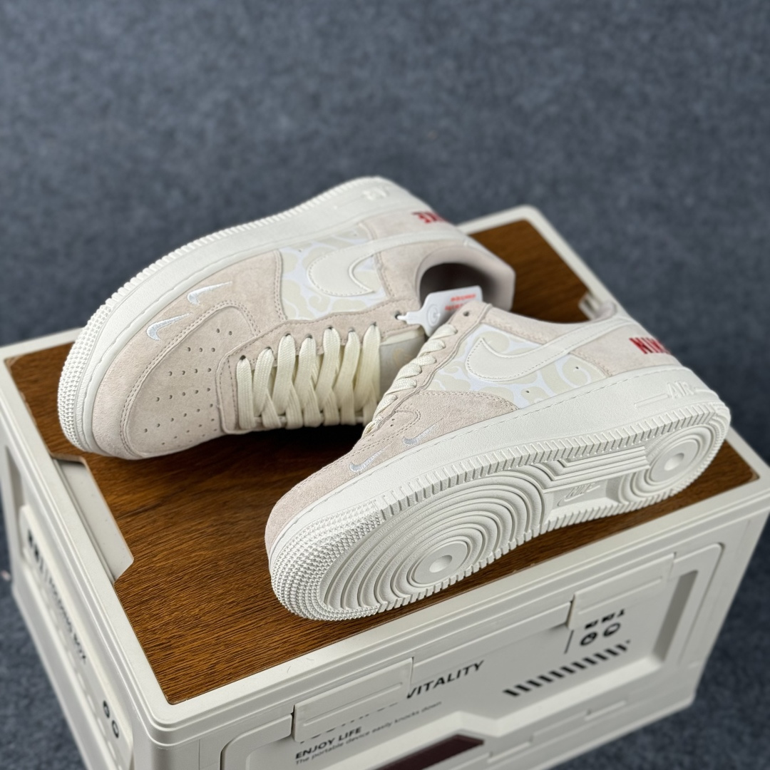 260 Nike Air Force 1'07 Low NK联名 空军一号低帮休闲板鞋 SY1388-034-Chinese UA Cheap High Quatity Brand Clothes Bags handbags Sneakers wholesale wholesaler seller from China Factory suppliers Fashion Clothing Shoes best Quality Beautiful Price 260 Nike Air Force 1'07 Low NK联名 空军一号低帮休闲板鞋 SY1388-034