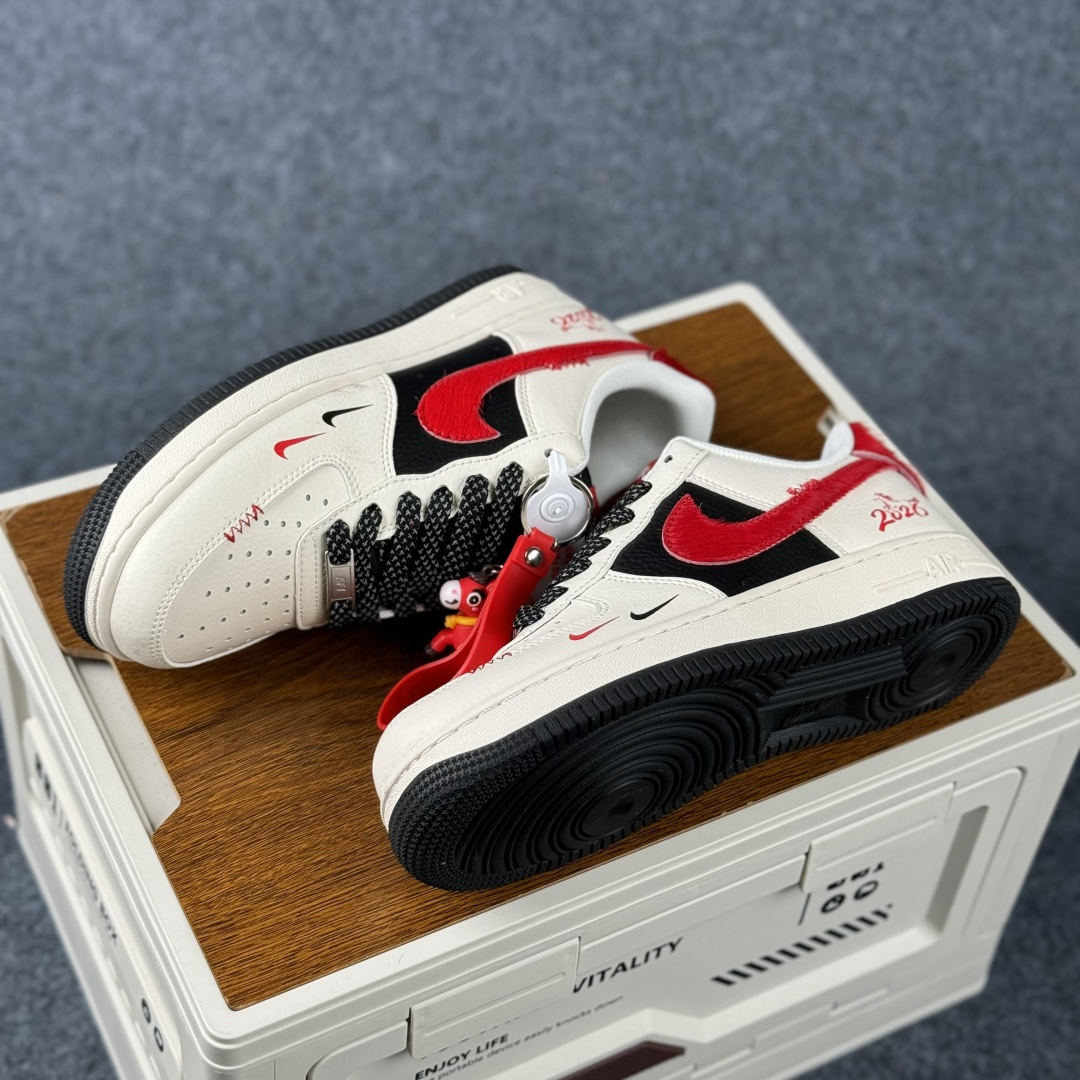 Nike Air Force 1'07 Low 马年限定 空军一号低帮休闲板鞋 XT6998-150-Top High Quatity Cheap Sneakers Fashion Clothing Clothes Bags handbags Shoes of all Brand wholesale With The best Quality And Beautiful Price from China Factory Chinese suppliers wholesaler seller Nike Air Force 1'07 Low 马年限定 空军一号低帮休闲板鞋 XT6998-150