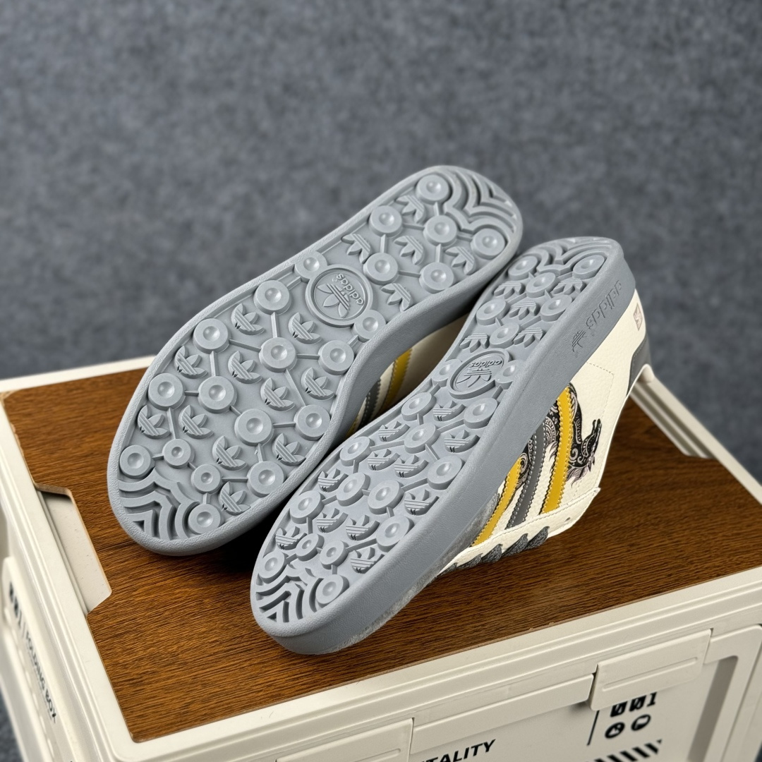 Adidas Handball Spezial Sanba 马年限定 JJ2605 阿迪达斯经典款 桑巴德训 复古休闲板鞋-High Quatity Cheap Brand wholesale wholesaler seller Clothes Bags handbags Sneakers Top Fashion Clothing Shoes from China Factory Chinese suppliers best Quality Beautiful Price Adidas Handball Spezial Sanba 马年限定 JJ2605 阿迪达斯经典款 桑巴德训 复古休闲板鞋