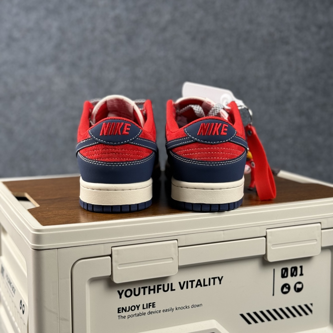 Nike SB Dunk Low 马年联名 藏蓝酒红 高端定制 低帮休闲滑板鞋 FF9989-021-Top High Quatity Cheap Sneakers Fashion Clothing Clothes Bags handbags Shoes of all Brand wholesale With The best Quality And Beautiful Price from China Factory Chinese suppliers wholesaler seller Nike SB Dunk Low 马年联名 藏蓝酒红 高端定制 低帮休闲滑板鞋 FF9989-021