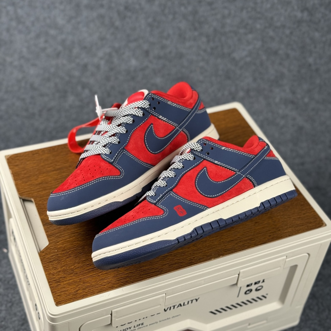 Nike SB Dunk Low 马年联名 藏蓝酒红 高端定制 低帮休闲滑板鞋 FF9989-021-Top High Quatity Cheap Sneakers Fashion Clothing Clothes Bags handbags Shoes of all Brand wholesale With The best Quality And Beautiful Price from China Factory Chinese suppliers wholesaler seller Nike SB Dunk Low 马年联名 藏蓝酒红 高端定制 低帮休闲滑板鞋 FF9989-021