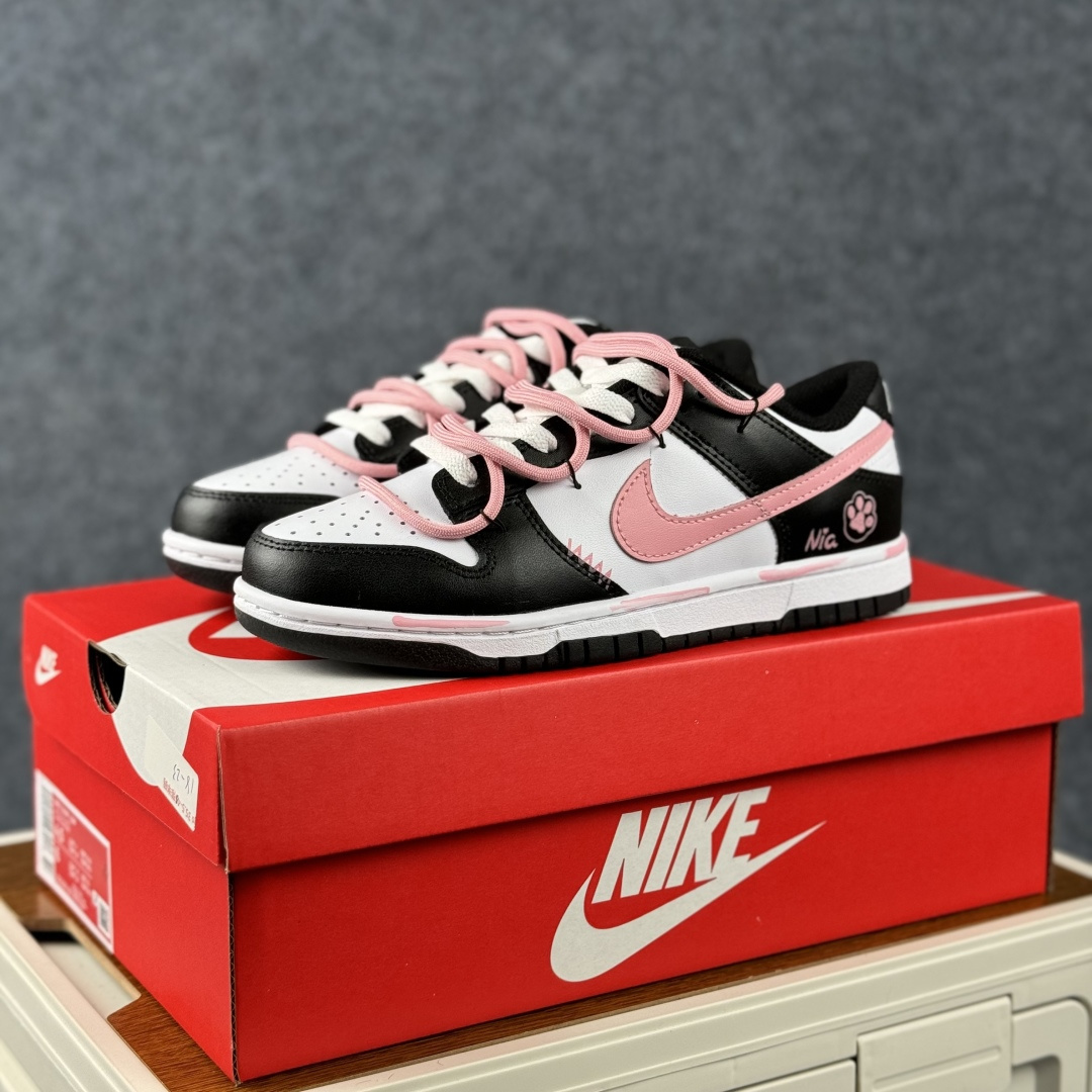 230 Nike SB Dunk Low 猫爪黑粉 解构绑带休闲板鞋 DD1503-101-Chinese UA Cheap High Quatity Brand Clothes Bags handbags Sneakers wholesale wholesaler seller from China Factory suppliers Fashion Clothing Shoes best Quality Beautiful Price 230 Nike SB Dunk Low 猫爪黑粉 解构绑带休闲板鞋 DD1503-101