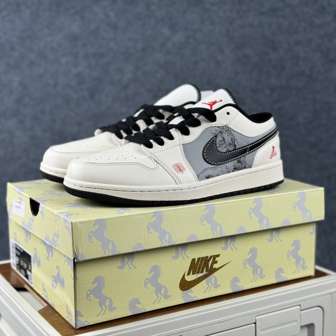 280 Air Jordan 1 Low AJ1 乔1 2026 马年限定 高端定制 低帮复古篮球鞋 FF9989-034-Chinese UA Cheap High Quatity Brand Clothes Bags handbags Sneakers wholesale wholesaler seller from China Factory suppliers Fashion Clothing Shoes best Quality Beautiful Price 280 Air Jordan 1 Low AJ1 乔1 2026 马年限定 高端定制 低帮复古篮球鞋 FF9989-034
