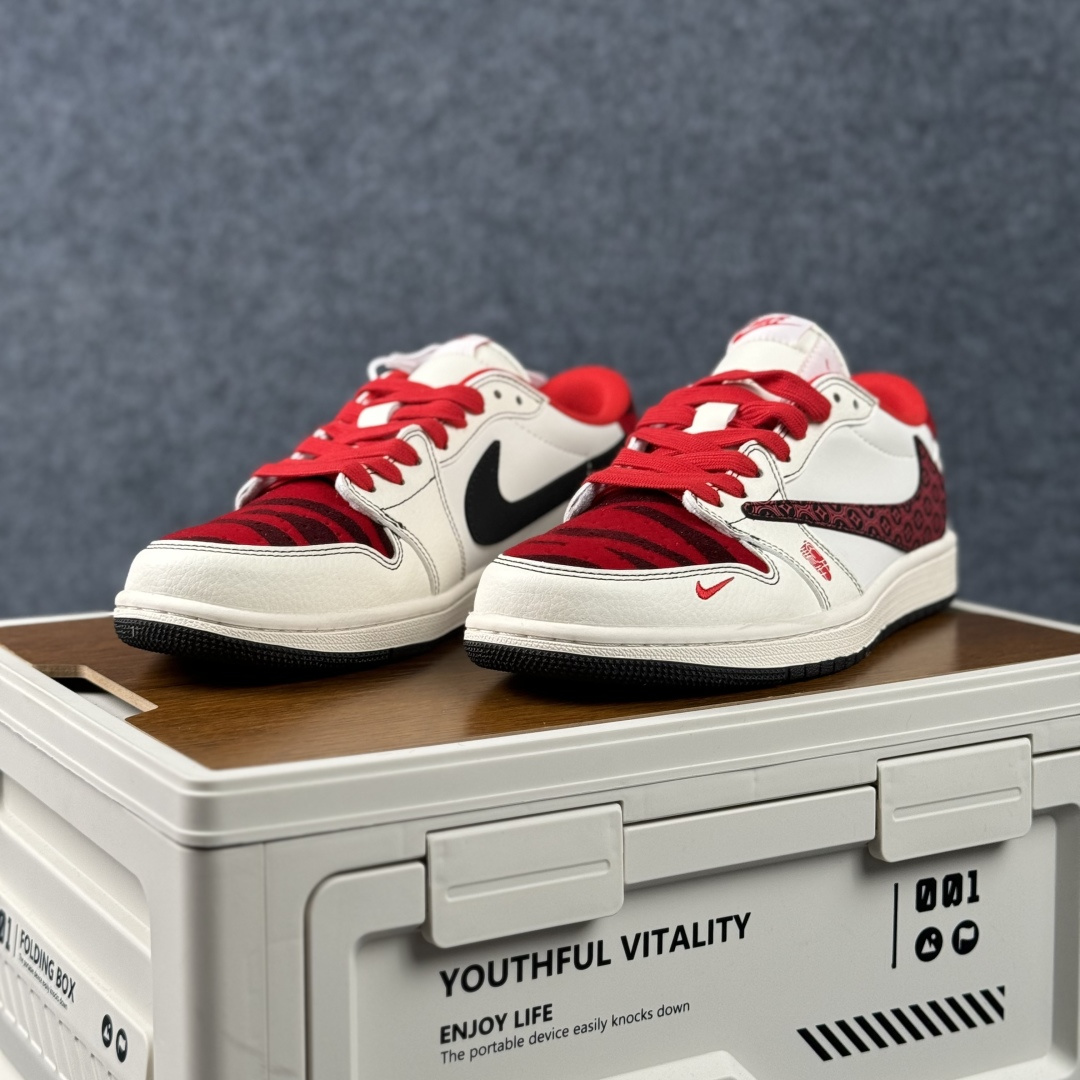 Air Jordan 1 Low AJ1 乔1 马年限定 高端定制 低帮倒钩复古篮球鞋 DX5688-001-Top High Quatity Cheap Sneakers Fashion Clothing Clothes Bags handbags Shoes of all Brand wholesale With The best Quality And Beautiful Price from China Factory Chinese suppliers wholesaler seller Air Jordan 1 Low AJ1 乔1 马年限定 高端定制 低帮倒钩复古篮球鞋 DX5688-001