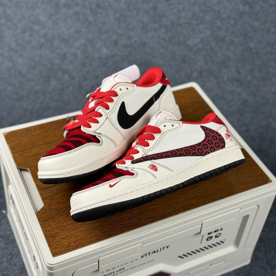 Air Jordan 1 Low AJ1 乔1 马年限定 高端定制 低帮倒钩复古篮球鞋 DX5688-001-Top High Quatity Cheap Sneakers Fashion Clothing Clothes Bags handbags Shoes of all Brand wholesale With The best Quality And Beautiful Price from China Factory Chinese suppliers wholesaler seller Air Jordan 1 Low AJ1 乔1 马年限定 高端定制 低帮倒钩复古篮球鞋 DX5688-001