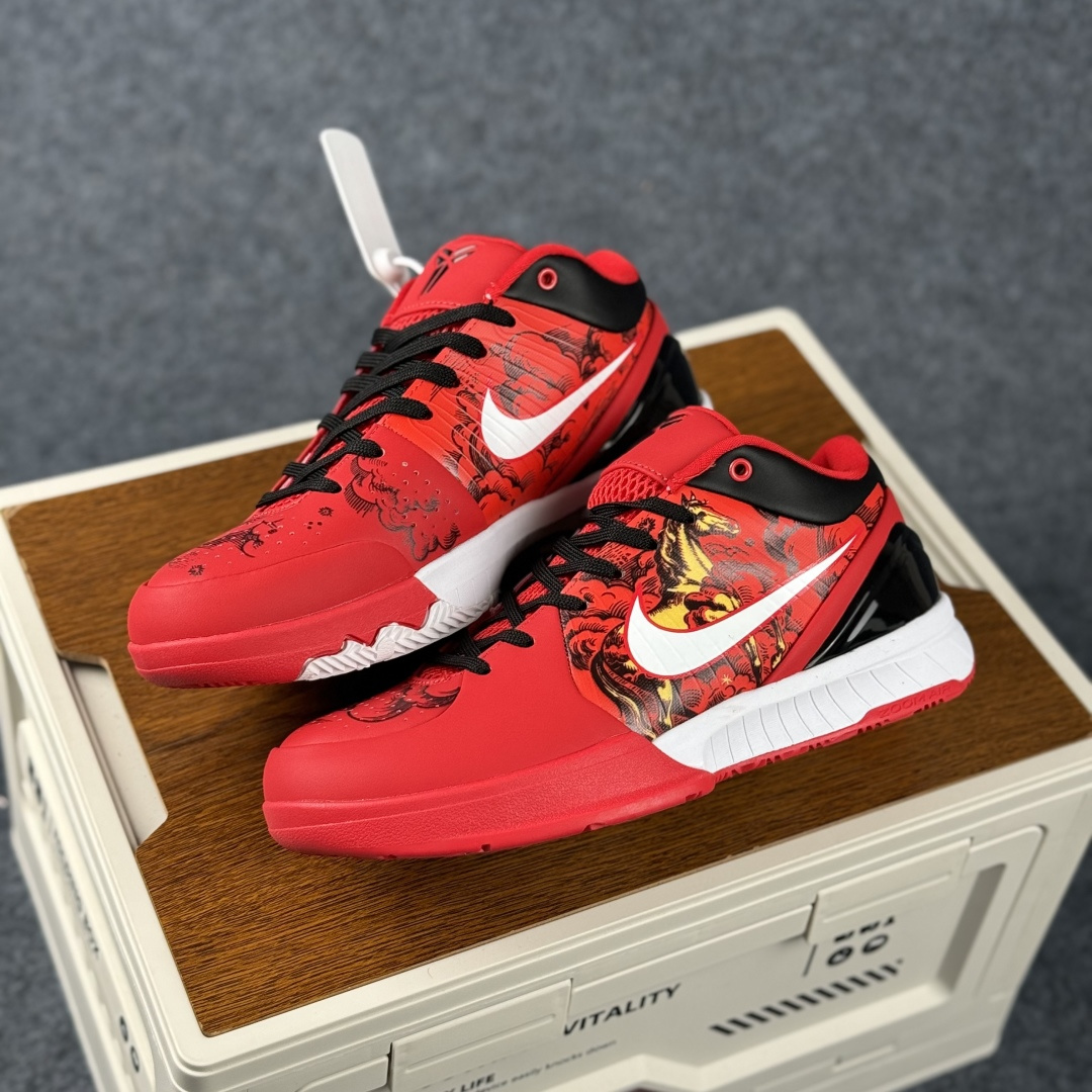 曼巴风骨×马年瑞气 Kobe 4 Protro 红焰奔马 致敬传奇与新生-Top High Quatity Cheap Sneakers Fashion Clothing Clothes Bags handbags Shoes of all Brand wholesale With The best Quality And Beautiful Price from China Factory Chinese suppliers wholesaler seller 曼巴风骨×马年瑞气 Kobe 4 Protro 红焰奔马 致敬传奇与新生