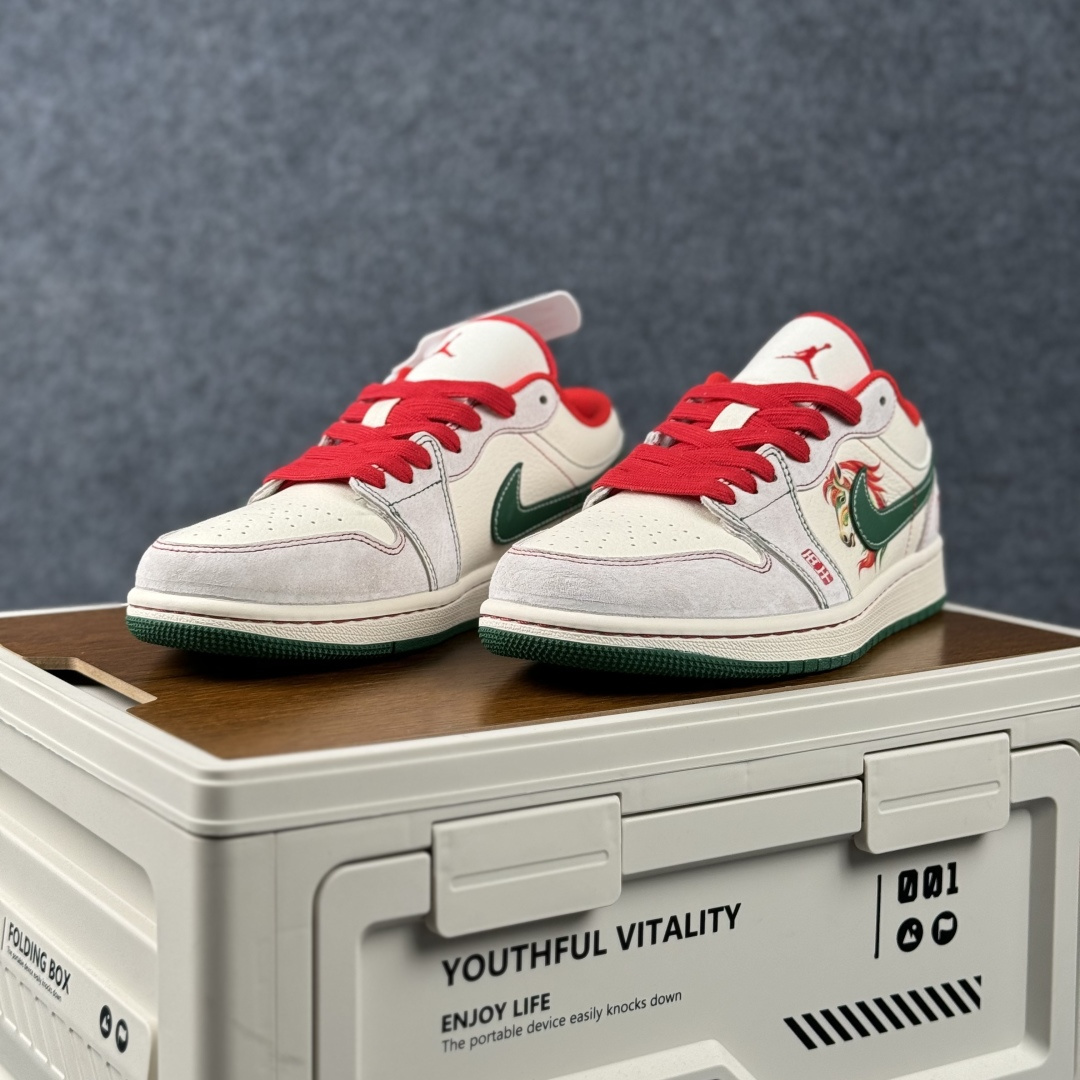 280 Air Jordan 1 Low AJ1 乔1 2026 马年限定 高端定制 低帮复古篮球鞋 FF9989-031-Chinese UA Cheap High Quatity Brand Clothes Bags handbags Sneakers wholesale wholesaler seller from China Factory suppliers Fashion Clothing Shoes best Quality Beautiful Price 280 Air Jordan 1 Low AJ1 乔1 2026 马年限定 高端定制 低帮复古篮球鞋 FF9989-031