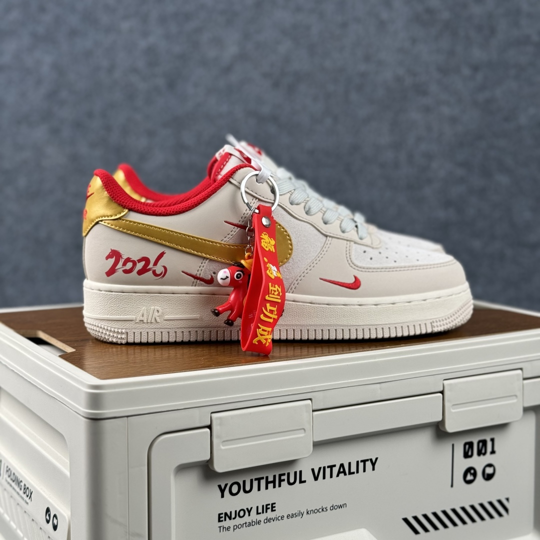 260 Nike Air Force 1'07 Low 马年限定 空军一号低帮休闲板鞋 XT6998-171-Chinese UA Cheap High Quatity Brand Clothes Bags handbags Sneakers wholesale wholesaler seller from China Factory suppliers Fashion Clothing Shoes best Quality Beautiful Price 260 Nike Air Force 1'07 Low 马年限定 空军一号低帮休闲板鞋 XT6998-171