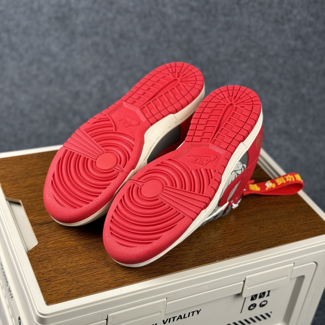 Nike Dunk Low Retro 马年限定 周年高端定制 低帮休闲板鞋 HG0026-009-Top High Quatity Cheap Sneakers Fashion Clothing Clothes Bags handbags Shoes of all Brand wholesale With The best Quality And Beautiful Price from China Factory Chinese suppliers wholesaler seller Nike Dunk Low Retro 马年限定 周年高端定制 低帮休闲板鞋 HG0026-009