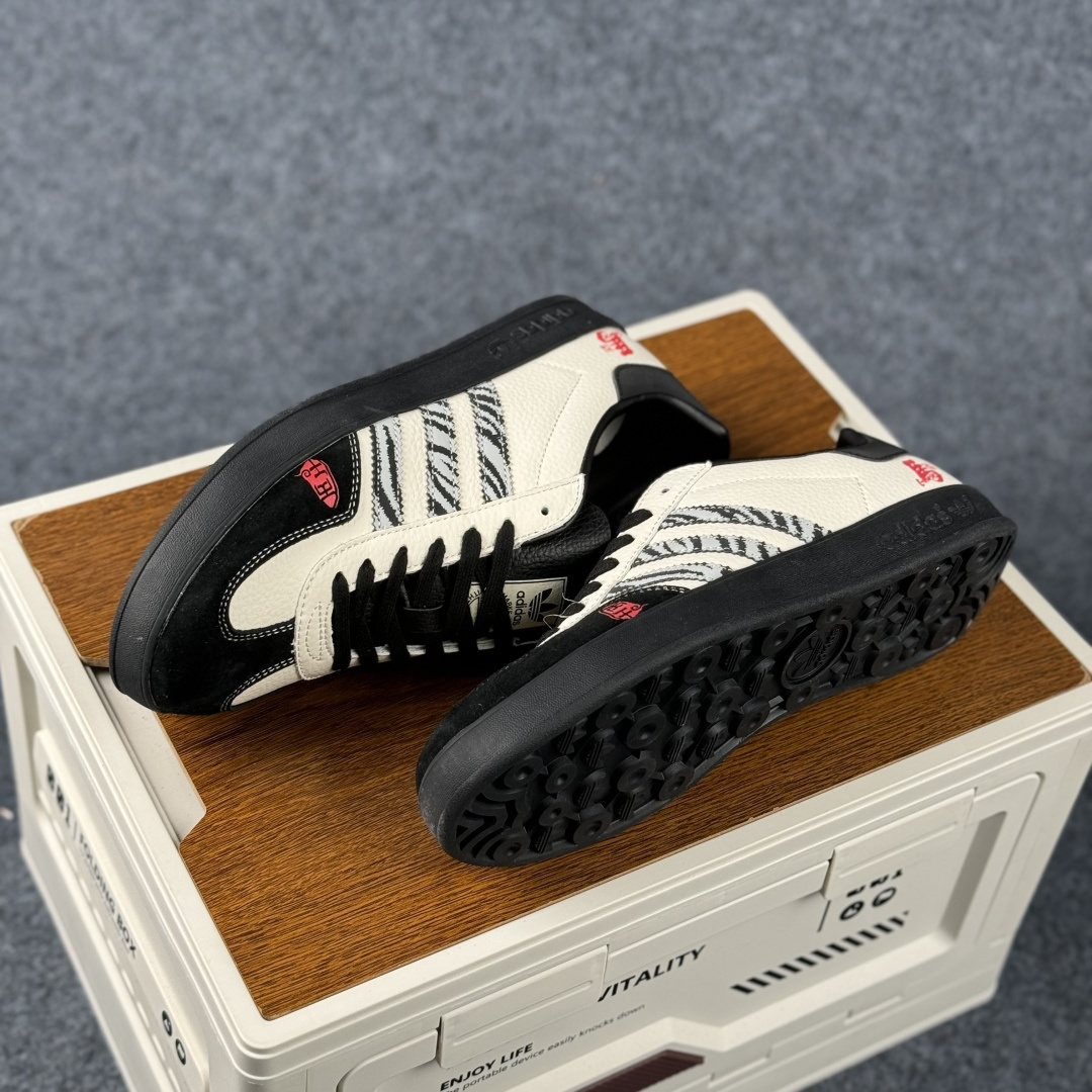 260 Adidas Handball Spezial Sanba 马年限定 ZH2599 阿迪达斯经典款 桑巴德训 复古休闲板鞋-Chinese UA Cheap High Quatity Brand Clothes Bags handbags Sneakers wholesale wholesaler seller from China Factory suppliers Fashion Clothing Shoes best Quality Beautiful Price 260 Adidas Handball Spezial Sanba 马年限定 ZH2599 阿迪达斯经典款 桑巴德训 复古休闲板鞋