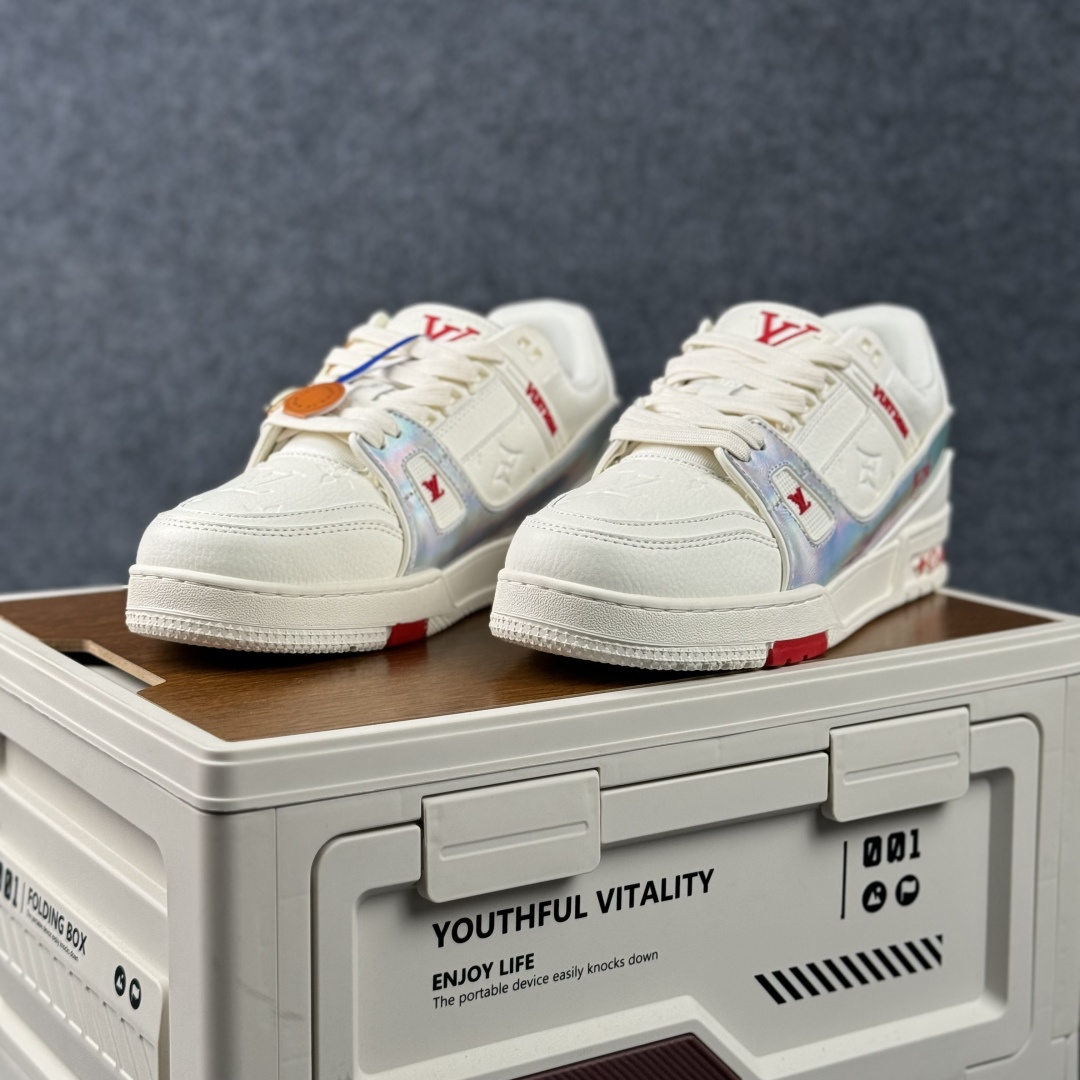 LV TRAINER白灰红 2A8DM11VL-Top High Quatity Cheap Sneakers Fashion Clothing Clothes Bags handbags Shoes of all Brand wholesale With The best Quality And Beautiful Price from China Factory Chinese suppliers wholesaler seller LV TRAINER白灰红 2A8DM11VL
