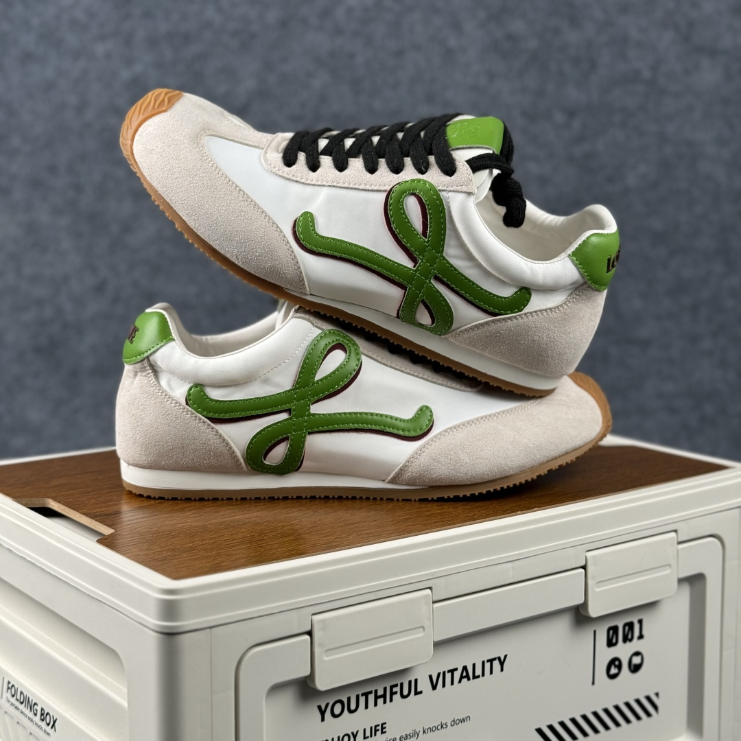 220 LOEWE罗意威 x LOUIS WAIN 联名款 Ballet Runner 2.0-Chinese UA Cheap High Quatity Brand Clothes Bags handbags Sneakers wholesale wholesaler seller from China Factory suppliers Fashion Clothing Shoes best Quality Beautiful Price 220 LOEWE罗意威 x LOUIS WAIN 联名款 Ballet Runner 2.0