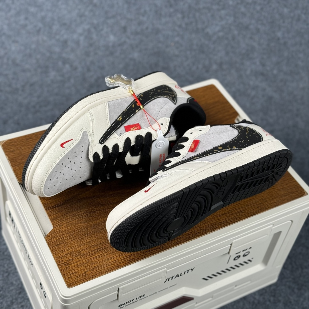 280 Air Jordan 1 Low AJ1 乔1 马年限定 高端定制 低帮倒钩复古篮球鞋 HG0026-023-Chinese UA Cheap High Quatity Brand Clothes Bags handbags Sneakers wholesale wholesaler seller from China Factory suppliers Fashion Clothing Shoes best Quality Beautiful Price 280 Air Jordan 1 Low AJ1 乔1 马年限定 高端定制 低帮倒钩复古篮球鞋 HG0026-023