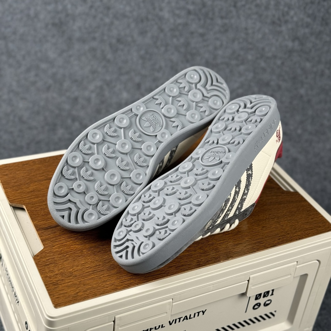 Adidas Handball Spezial Sanba 马年限定 ZH2603 阿迪达斯经典款 桑巴德训 复古休闲板鞋-Top High Quatity Cheap Sneakers Fashion Clothing Clothes Bags handbags Shoes of all Brand wholesale With The best Quality And Beautiful Price from China Factory Chinese suppliers wholesaler seller Adidas Handball Spezial Sanba 马年限定 ZH2603 阿迪达斯经典款 桑巴德训 复古休闲板鞋