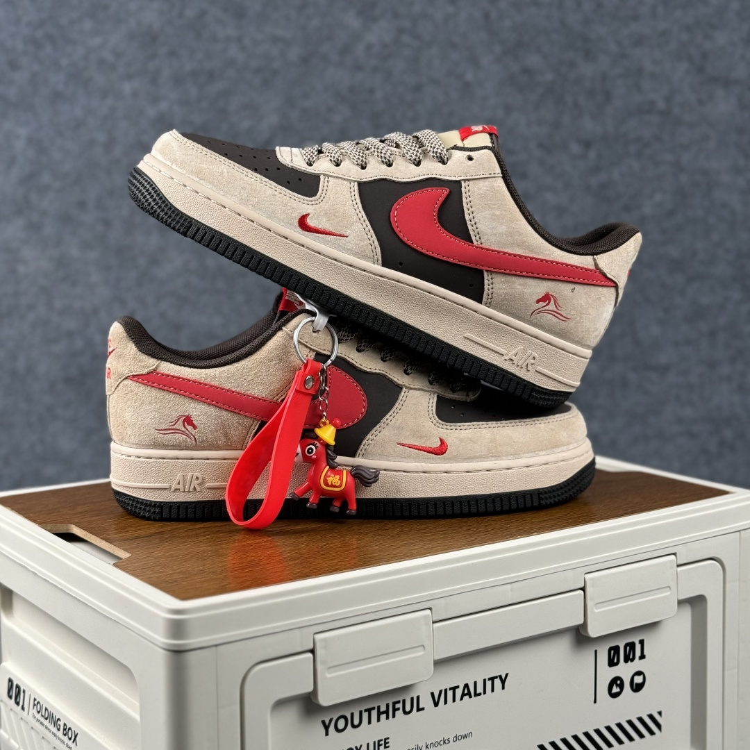 260 Nike Air Force 1'07 Low 马年限定 空军一号低帮休闲板鞋 XD0028-020