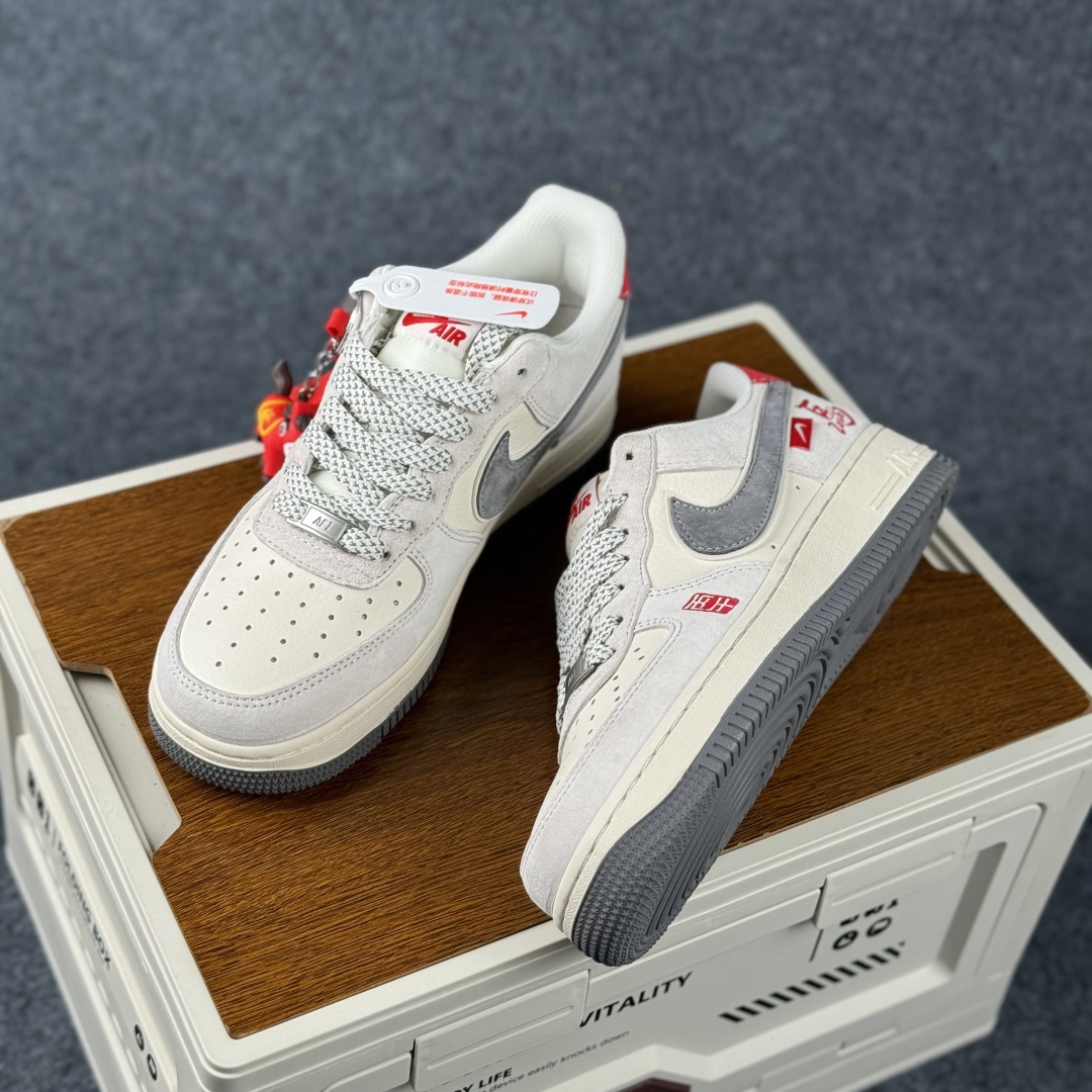 260 Nike Air Force 1'07 Low 马年限定 空军一号低帮休闲板鞋 CX5050-Y88
