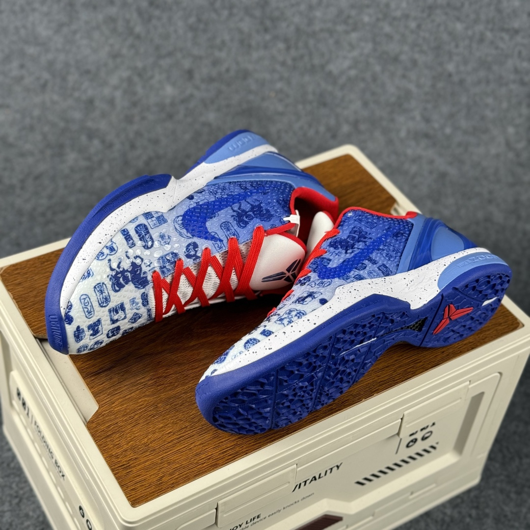 360 青花马年 Kobe 6 Protro 国风登场 冰蓝泼墨鞋身交织着青花质感的骏马图腾 CW2190-042-Chinese UA Cheap High Quatity Brand Clothes Bags handbags Sneakers wholesale wholesaler seller from China Factory suppliers Fashion Clothing Shoes best Quality Beautiful Price 360 青花马年 Kobe 6 Protro 国风登场 冰蓝泼墨鞋身交织着青花质感的骏马图腾 CW2190-042