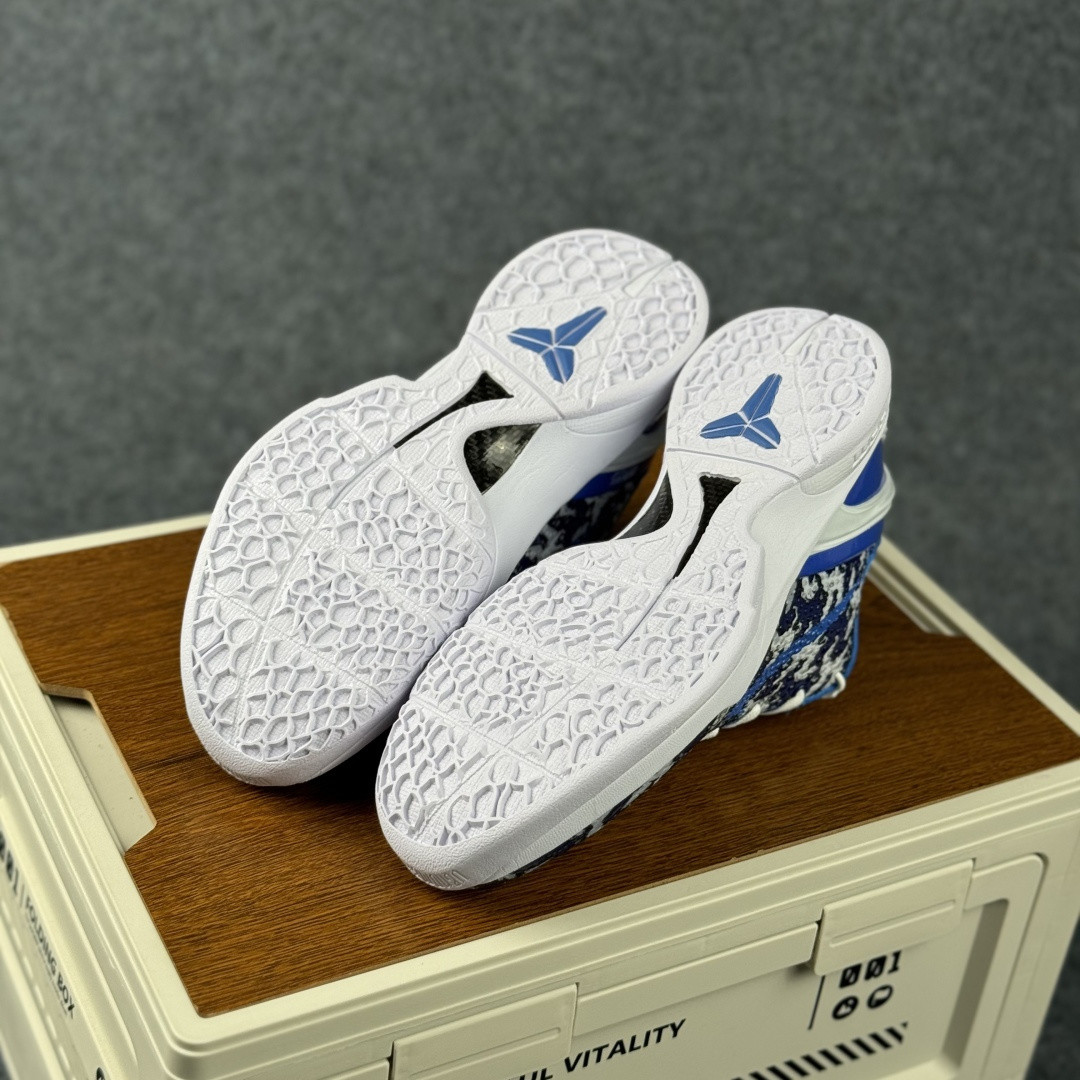 冰蓝马年 Kobe 6 Protro 踏浪而来 冰蓝与水墨白交织的马纹铺满鞋身 CW2190-044-Top High Quatity Cheap Sneakers Fashion Clothing Clothes Bags handbags Shoes of all Brand wholesale With The best Quality And Beautiful Price from China Factory Chinese suppliers wholesaler seller 冰蓝马年 Kobe 6 Protro 踏浪而来 冰蓝与水墨白交织的马纹铺满鞋身 CW2190-044