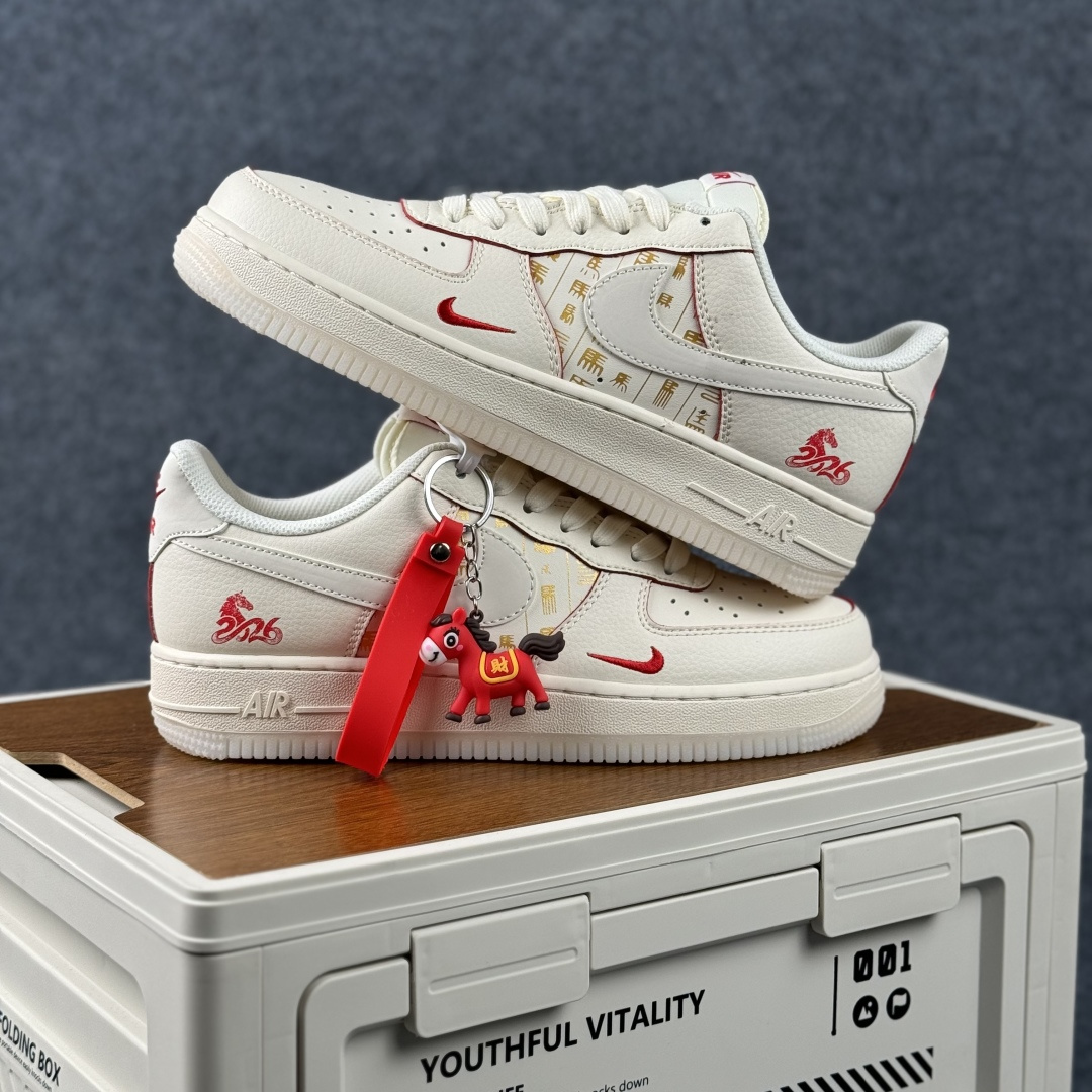 260 Nike Air Force 1'07 Low 马年限定 空军一号低帮休闲板鞋 XT6998-142-Chinese UA Cheap High Quatity Brand Clothes Bags handbags Sneakers wholesale wholesaler seller from China Factory suppliers Fashion Clothing Shoes best Quality Beautiful Price 260 Nike Air Force 1'07 Low 马年限定 空军一号低帮休闲板鞋 XT6998-142
