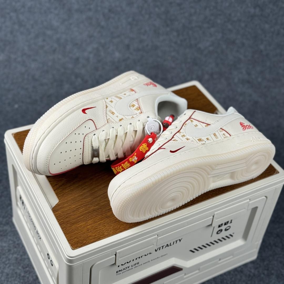 260 Nike Air Force 1'07 Low 马年限定 空军一号低帮休闲板鞋 XT6998-142-Chinese UA Cheap High Quatity Brand Clothes Bags handbags Sneakers wholesale wholesaler seller from China Factory suppliers Fashion Clothing Shoes best Quality Beautiful Price 260 Nike Air Force 1'07 Low 马年限定 空军一号低帮休闲板鞋 XT6998-142