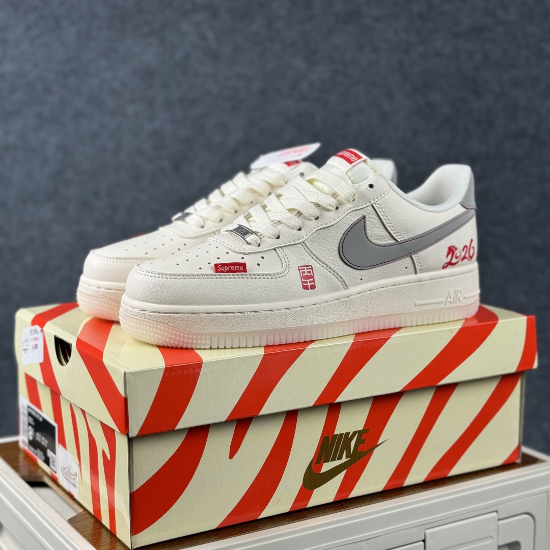 260 Nike Air Force 1'07 Low 马年限定 空军一号低帮休闲板鞋 CX5050-Y87-Chinese UA Cheap High Quatity Brand Clothes Bags handbags Sneakers wholesale wholesaler seller from China Factory suppliers Fashion Clothing Shoes best Quality Beautiful Price 260 Nike Air Force 1'07 Low 马年限定 空军一号低帮休闲板鞋 CX5050-Y87