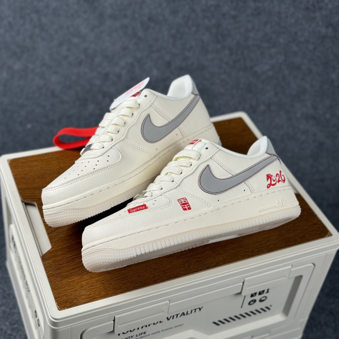 260 Nike Air Force 1'07 Low 马年限定 空军一号低帮休闲板鞋 CX5050-Y87-Chinese UA Cheap High Quatity Brand Clothes Bags handbags Sneakers wholesale wholesaler seller from China Factory suppliers Fashion Clothing Shoes best Quality Beautiful Price 260 Nike Air Force 1'07 Low 马年限定 空军一号低帮休闲板鞋 CX5050-Y87