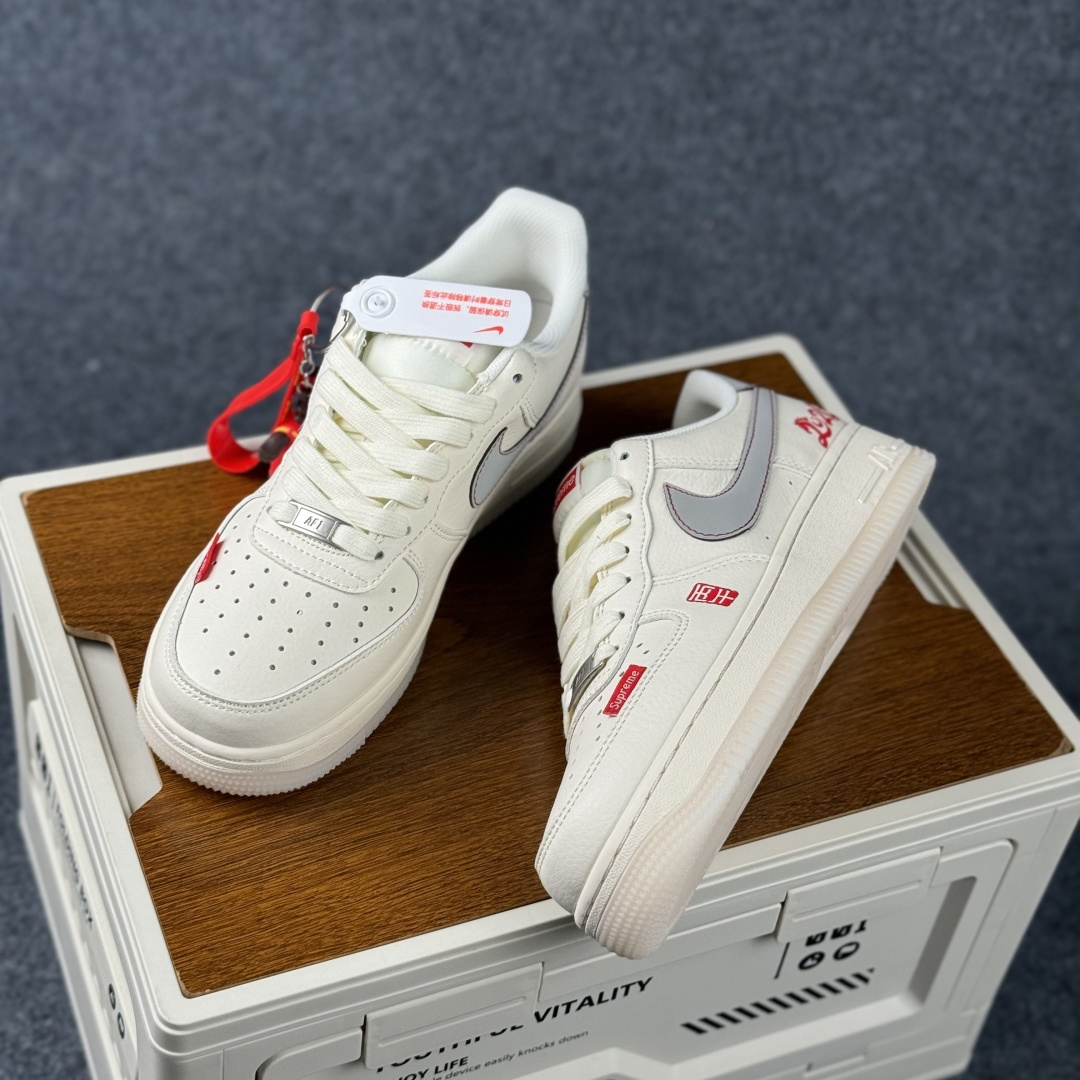 260 Nike Air Force 1'07 Low 马年限定 空军一号低帮休闲板鞋 CX5050-Y87-Chinese UA Cheap High Quatity Brand Clothes Bags handbags Sneakers wholesale wholesaler seller from China Factory suppliers Fashion Clothing Shoes best Quality Beautiful Price 260 Nike Air Force 1'07 Low 马年限定 空军一号低帮休闲板鞋 CX5050-Y87