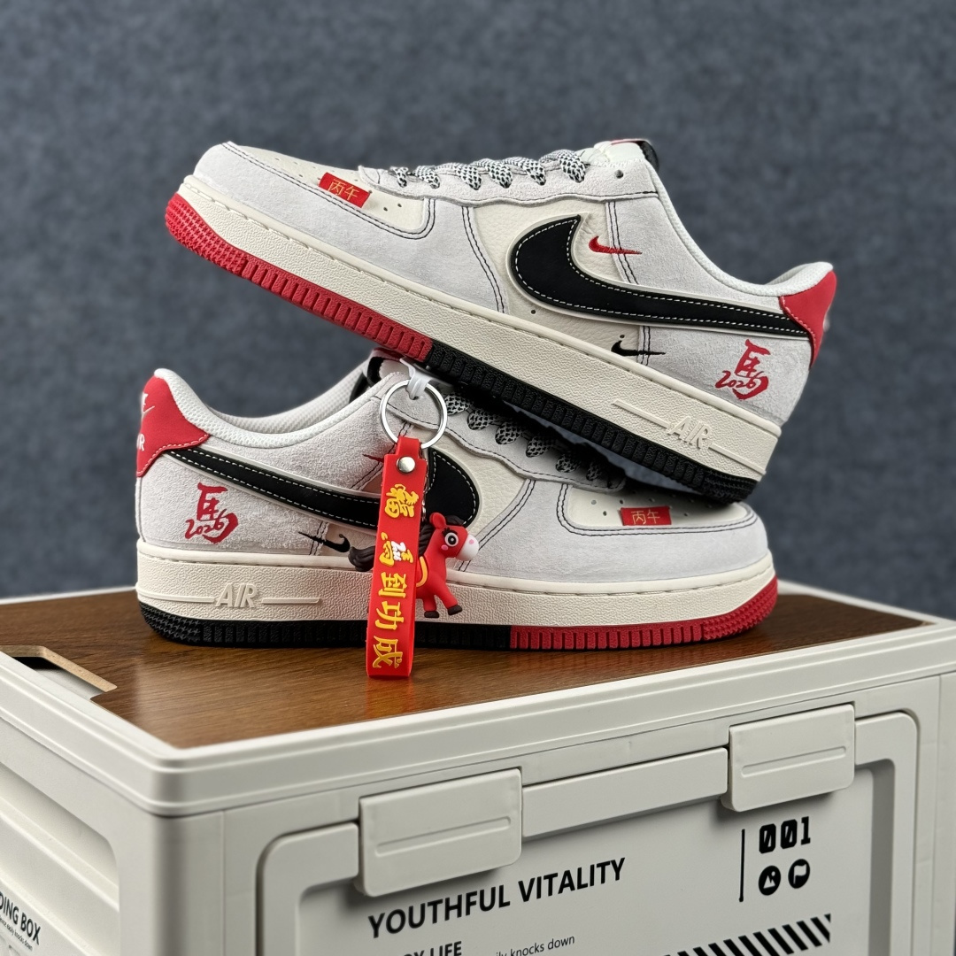 260 Nike Air Force 1'07 Low 马年限定 空军一号低帮休闲板鞋 CX5050-Y90-Chinese UA Cheap High Quatity Brand Clothes Bags handbags Sneakers wholesale wholesaler seller from China Factory suppliers Fashion Clothing Shoes best Quality Beautiful Price 260 Nike Air Force 1'07 Low 马年限定 空军一号低帮休闲板鞋 CX5050-Y90