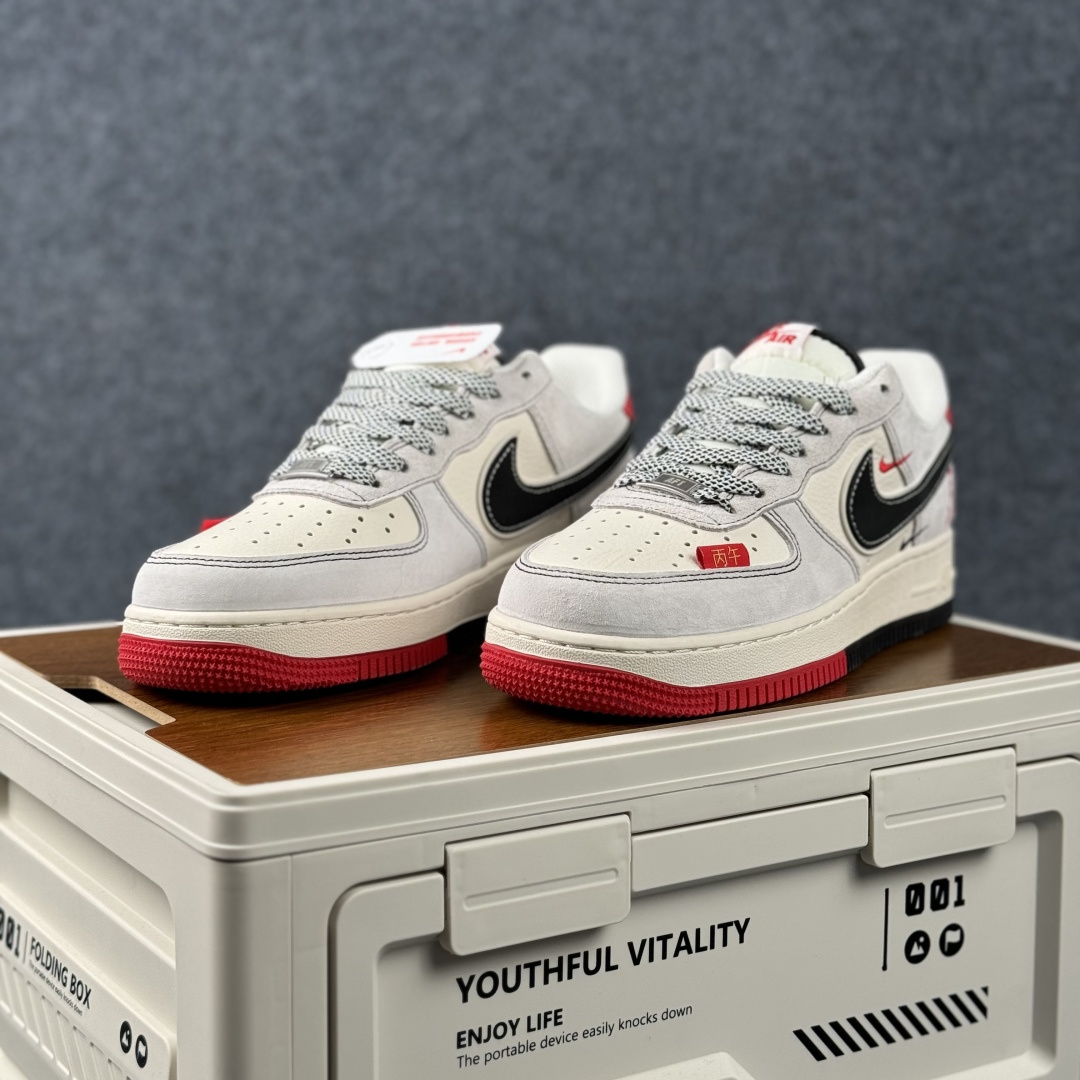 260 Nike Air Force 1'07 Low 马年限定 空军一号低帮休闲板鞋 CX5050-Y90-Chinese UA Cheap High Quatity Brand Clothes Bags handbags Sneakers wholesale wholesaler seller from China Factory suppliers Fashion Clothing Shoes best Quality Beautiful Price 260 Nike Air Force 1'07 Low 马年限定 空军一号低帮休闲板鞋 CX5050-Y90
