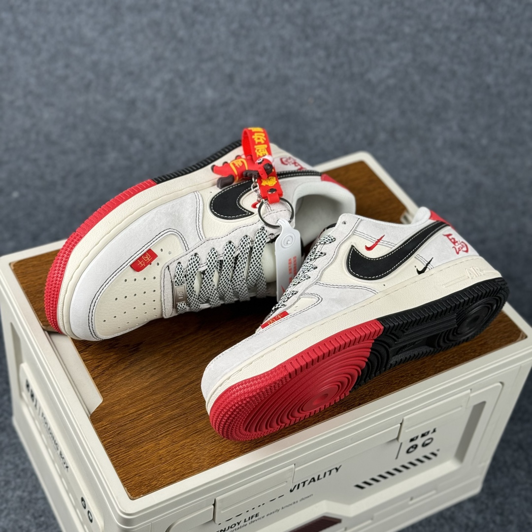 260 Nike Air Force 1'07 Low 马年限定 空军一号低帮休闲板鞋 CX5050-Y90-Chinese UA Cheap High Quatity Brand Clothes Bags handbags Sneakers wholesale wholesaler seller from China Factory suppliers Fashion Clothing Shoes best Quality Beautiful Price 260 Nike Air Force 1'07 Low 马年限定 空军一号低帮休闲板鞋 CX5050-Y90