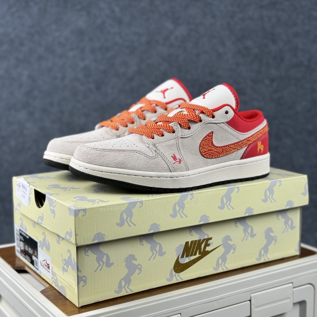 Air Jordan 1 Low AJ1 乔1 马年限定 高端定制 低帮复古篮球鞋 XT6998-170-Top High Quatity Cheap Sneakers Fashion Clothing Clothes Bags handbags Shoes of all Brand wholesale With The best Quality And Beautiful Price from China Factory Chinese suppliers wholesaler seller Air Jordan 1 Low AJ1 乔1 马年限定 高端定制 低帮复古篮球鞋 XT6998-170