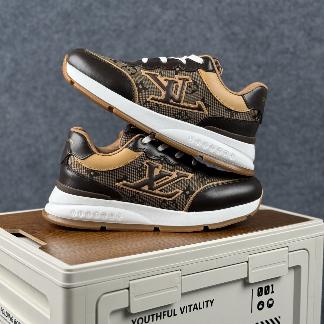 Louis Vuitton Classic 2025秋天系列 路易威登LV 低帮 圆头系带低邦经典走秀休闲鞋