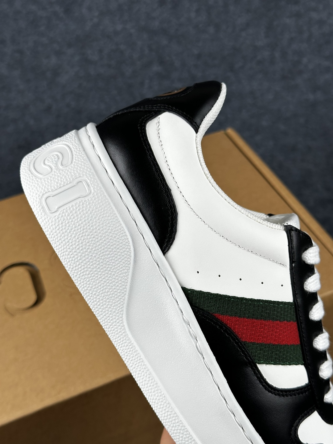 GUCCI古驰 Chunky 二代饼干鞋 35-45 情侣款 2026早春新款 848307 AAE0H 1097-Top High Quatity Cheap Sneakers Fashion Clothing Clothes Bags handbags Shoes of all Brand wholesale With The best Quality And Beautiful Price from China Factory Chinese suppliers wholesaler seller GUCCI古驰 Chunky 二代饼干鞋 35-45 情侣款 2026早春新款 848307 AAE0H 1097