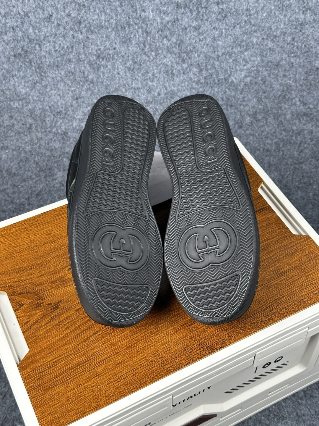 GUCCI古驰 Chunky 二代饼干鞋 35-45 情侣款 2026早春新款 848317 UPG40 1072-Top High Quatity Cheap Sneakers Fashion Clothing Clothes Bags handbags Shoes of all Brand wholesale With The best Quality And Beautiful Price from China Factory Chinese suppliers wholesaler seller GUCCI古驰 Chunky 二代饼干鞋 35-45 情侣款 2026早春新款 848317 UPG40 1072