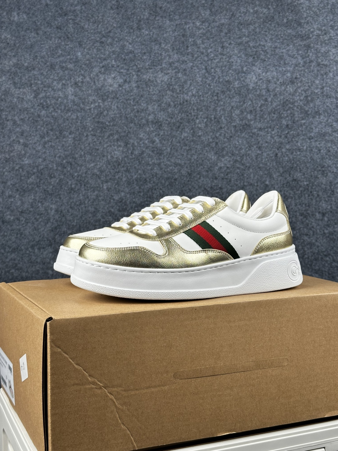 GUCCI古驰 Chunky 二代饼干鞋 848307 UPG40 9064-Top High Quatity Cheap Sneakers Fashion Clothing Clothes Bags handbags Shoes of all Brand wholesale With The best Quality And Beautiful Price from China Factory Chinese suppliers wholesaler seller GUCCI古驰 Chunky 二代饼干鞋 848307 UPG40 9064