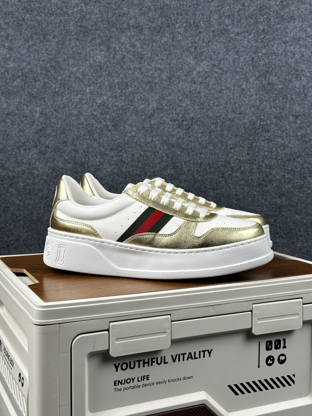 400 GUCCI古驰 Chunky 二代饼干鞋 35-45 情侣款 2026早春新款 848307 AAFMN 8044-Chinese UA Cheap High Quatity Brand Clothes Bags handbags Sneakers wholesale wholesaler seller from China Factory suppliers Fashion Clothing Shoes best Quality Beautiful Price 400 GUCCI古驰 Chunky 二代饼干鞋 35-45 情侣款 2026早春新款 848307 AAFMN 8044