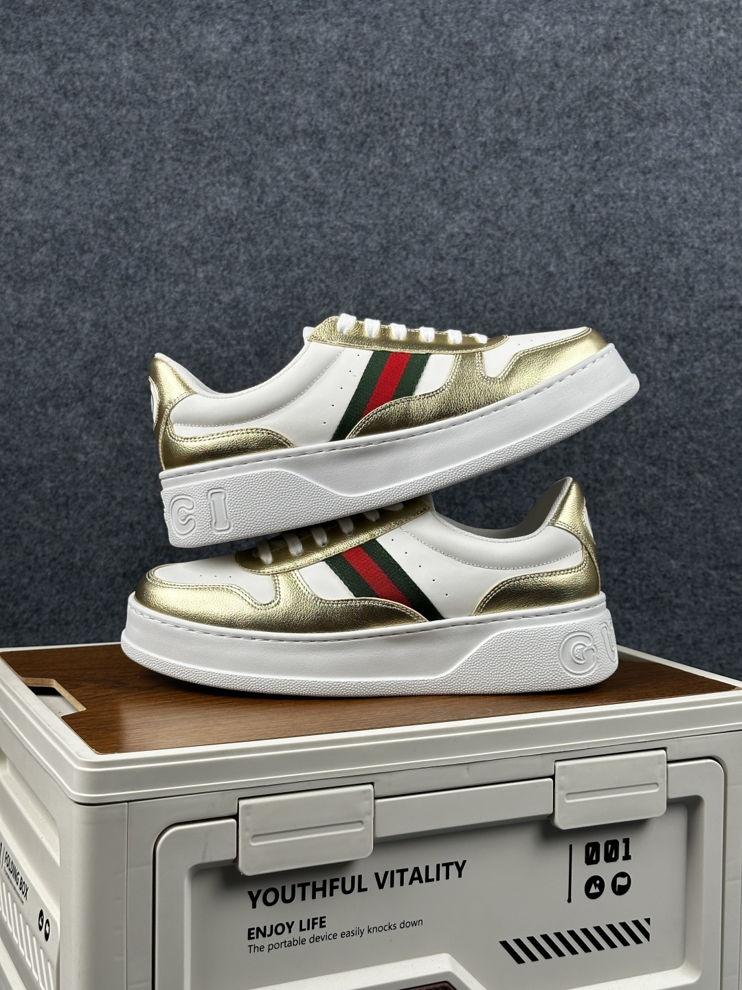400 GUCCI古驰 Chunky 二代饼干鞋 35-45 情侣款 2026早春新款 848307 AAFMN 8044-Chinese UA Cheap High Quatity Brand Clothes Bags handbags Sneakers wholesale wholesaler seller from China Factory suppliers Fashion Clothing Shoes best Quality Beautiful Price 400 GUCCI古驰 Chunky 二代饼干鞋 35-45 情侣款 2026早春新款 848307 AAFMN 8044