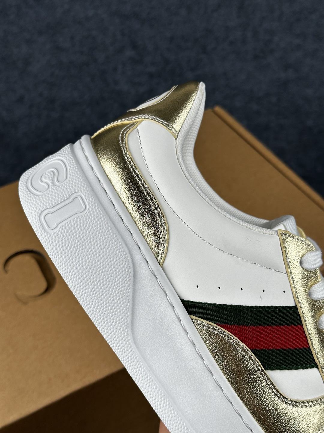 400 GUCCI古驰 Chunky 二代饼干鞋 35-45 情侣款 2026早春新款 848307 AAFMN 8044-Chinese UA Cheap High Quatity Brand Clothes Bags handbags Sneakers wholesale wholesaler seller from China Factory suppliers Fashion Clothing Shoes best Quality Beautiful Price 400 GUCCI古驰 Chunky 二代饼干鞋 35-45 情侣款 2026早春新款 848307 AAFMN 8044