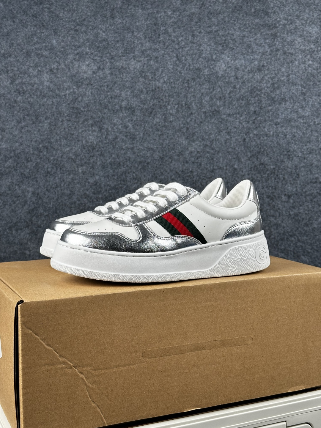 GUCCI古驰 Chunky 二代饼干鞋 848307 UPG40 9064-Top High Quatity Cheap Sneakers Fashion Clothing Clothes Bags handbags Shoes of all Brand wholesale With The best Quality And Beautiful Price from China Factory Chinese suppliers wholesaler seller GUCCI古驰 Chunky 二代饼干鞋 848307 UPG40 9064