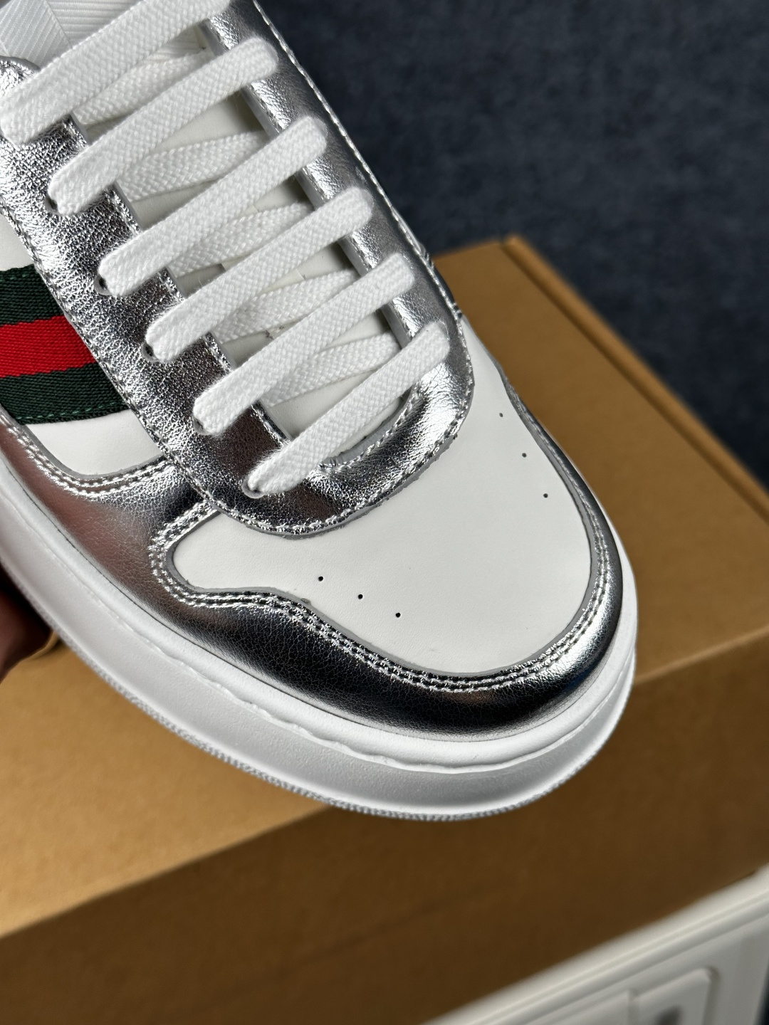 400 GUCCI古驰 Chunky 二代饼干鞋 35-45 情侣款 2026早春新款 848307 AAFMN 8147